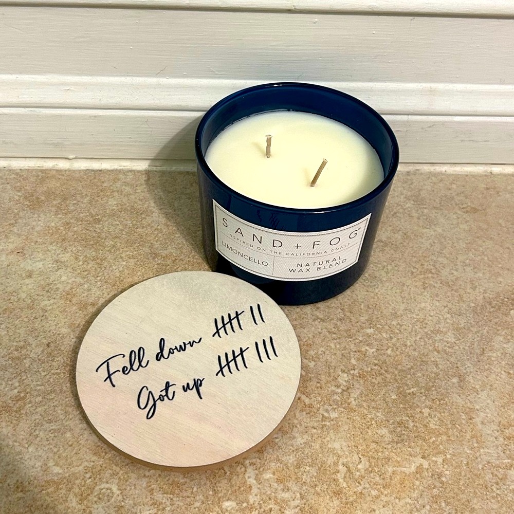 Sand + Fog Lemoncello 12oz candle. - Picture 1 of 2